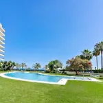 Fully Renovated Frontline Flat